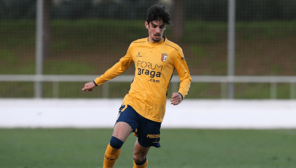 แทงบอลจนรวย